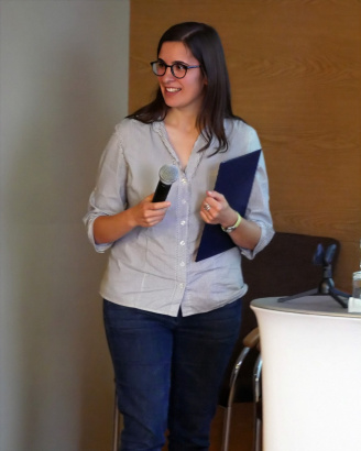 dr Zuzanna Świrad podczas prezentacji 