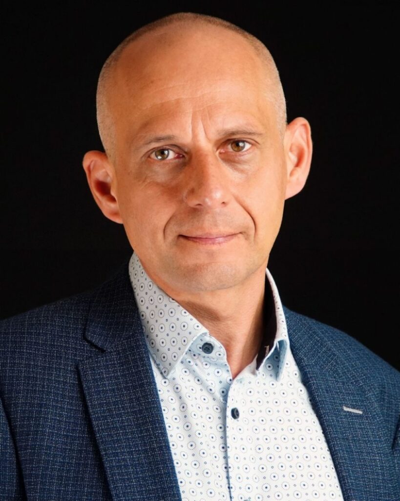 Portret Dr hab. Rafał Junosza-Szaniawski