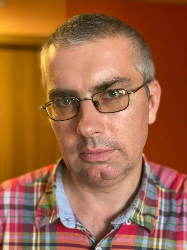 Dr hab. Adam Piotrowski