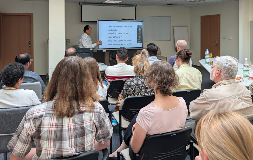 Prof. Harsh Gupta talks on the seminary in August 2025 in IG PAS