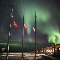 Polska Stacja Polarna Hornsund im. Stanisława Siedleckiego znajduje się nad zatoką Isbjørnhamna w fiordzie Hornsund. 
Placówka prowadzi całoroczne badania naukowe i jest najdalej wysuniętą na północ stałą polską instytucją naukową.
Stacja zarządzana jest przez Instytut Geofizyki Polskiej Akademii Nauk w Warszawie.
Kierownik Stacji: Włodzimierz Sielski