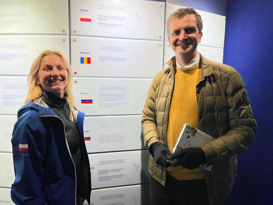 Prof. Monika A. Kusiak with Polish Ambassador Grzegorz Kowal in the Antarctic Centre at the board with
information about Polish participance in the Antarctic Treaty